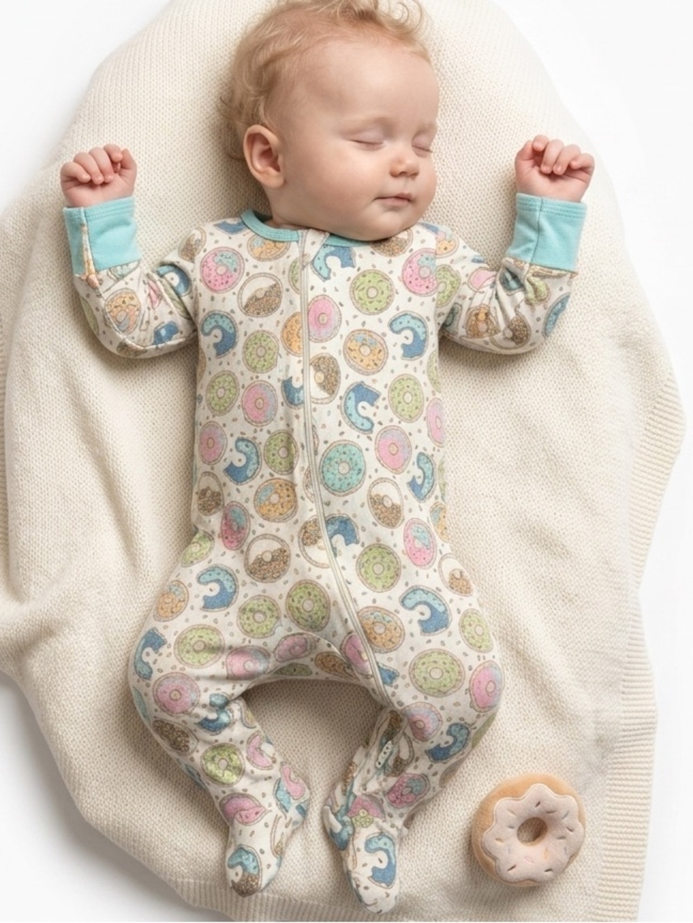 🎉 (0-3m) Wonder Nation Sweetest Dreams Donut Footie